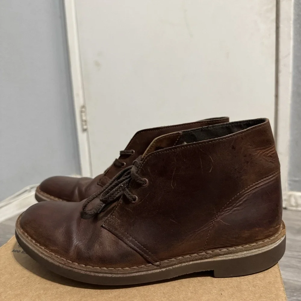 Clarks Men's‎ Bushacre 2 Size 8 M Dark Brown Leather Classic Chukka Boots
